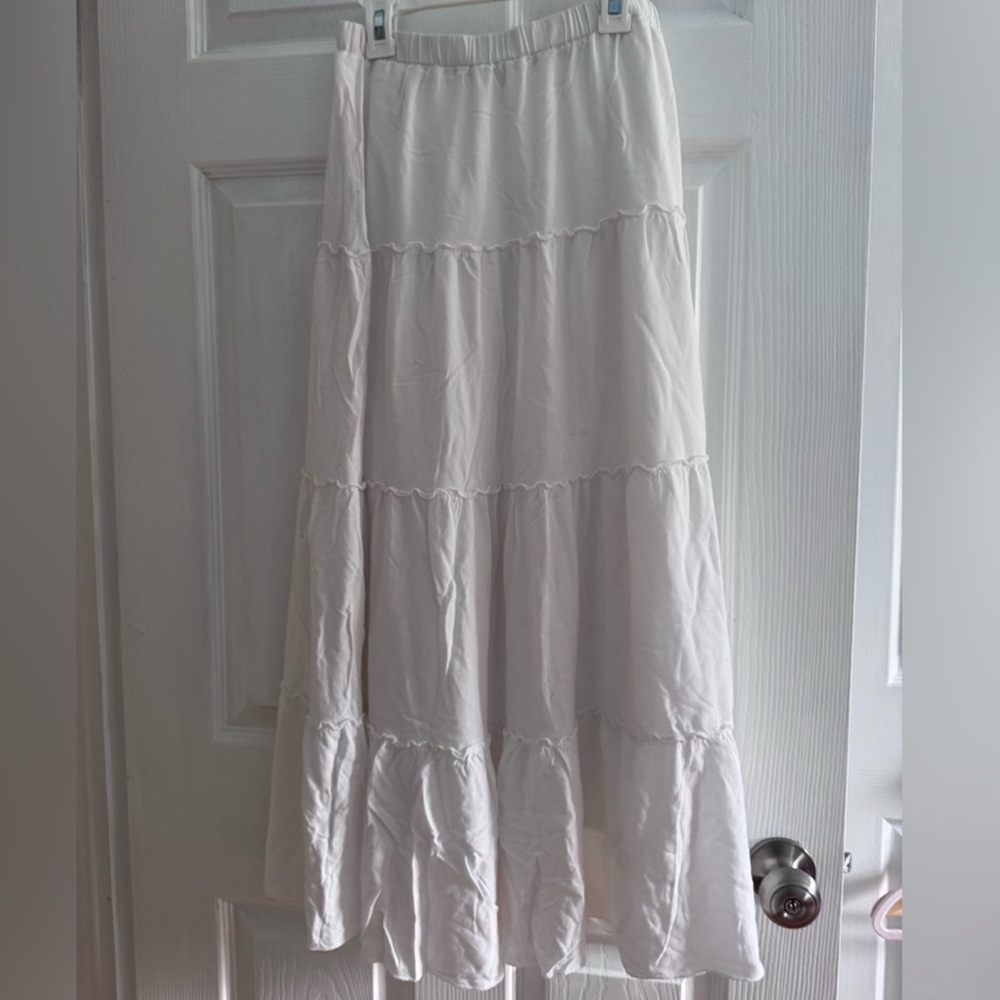 Brandy Melville White Midi Tiered Skirt